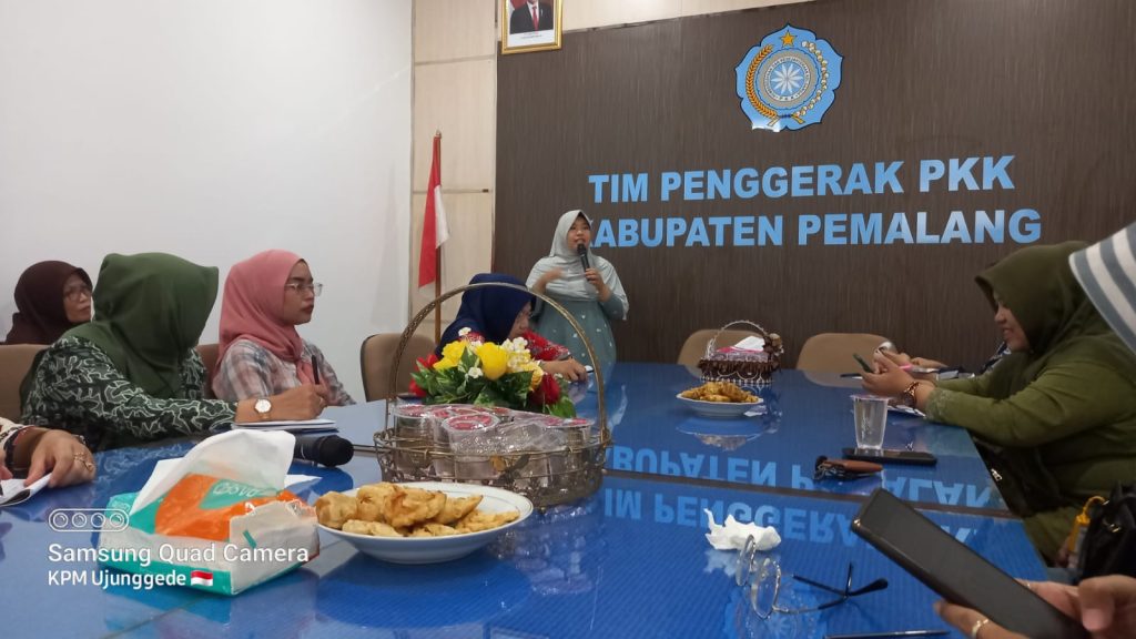 Rapat Koordinasi Persiapan Sosialisasi Pembentukan Bank Sampah pada 10 Des